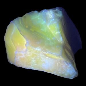 Milk Glass with Pink Art Glass Pink Translucent Swirl‎ Opaque White #4GX42